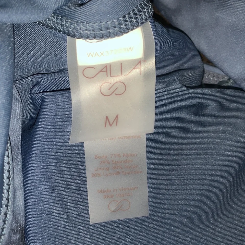 Calia by Carrie Underwood size M sports bra - Picture 4 of 4